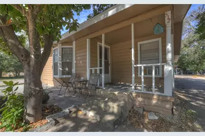 512 Valley Street, San Marcos, TX 78666 - Photo 1