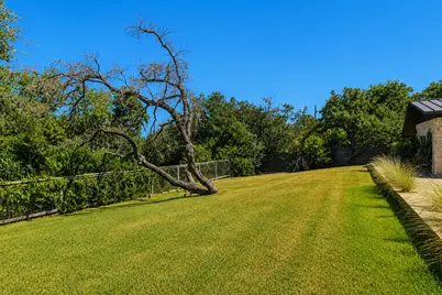 6602 Wolfcreek Pass, Austin, TX 78749 - Photo 5