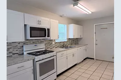 570 W Keanahalululu Lane, Bastrop, TX 78602 - Photo 7