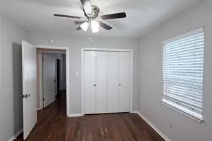 570 W Keanahalululu Ln, Bastrop, TX 78602 - Photo 17