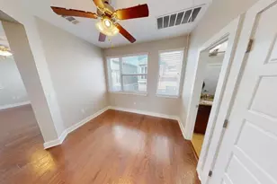2021 Geniveive Ln, Austin, TX 78741 - Photo 13