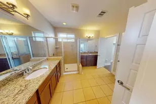 2021 Geniveive Ln, Austin, TX 78741 - Photo 29