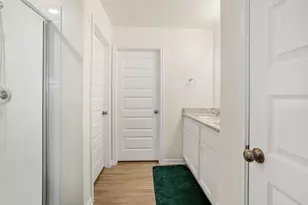148 Hidalgo Ln, Elgin, TX 78621 - Photo 27