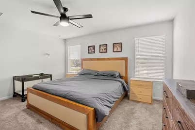 148 Hidalgo Lane, Elgin, TX 78621 - Photo 23