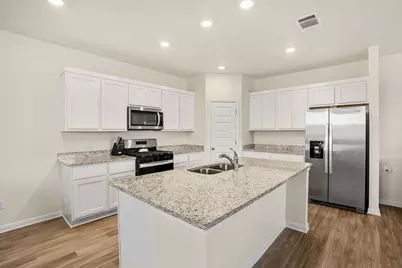 148 Hidalgo Lane, Elgin, TX 78621 - Photo 11