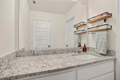 148 Hidalgo Lane, Elgin, TX 78621 - Photo 29