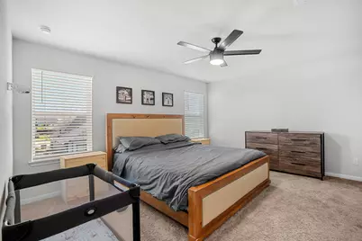 148 Hidalgo Lane, Elgin, TX 78621 - Photo 25