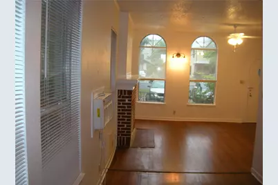 1607 Palma Plaza #B, Austin, TX 78703 - Photo 7