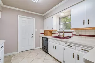 11907 Oak Trail, Austin, TX 78753 - Photo 7