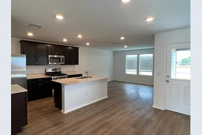 7221 Spotted Leaf Way, Del Valle, TX 78617 - Photo 5