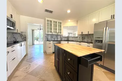 10431 Scotland Well Drive, Austin, TX 78750 - Photo 9