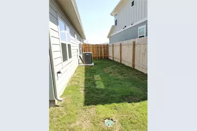 10504 Alemoor Drive, Austin, TX 78747 - Photo 17