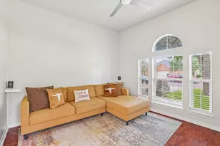 255 Paddington Dr, Kyle, TX 78640 - Photo 7
