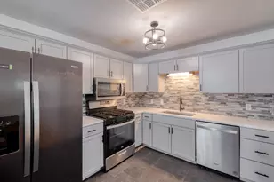 1719 Adina St, Austin, TX 78721 - Photo 9