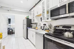 1010 W 26th St, Austin, TX 78705 - Photo 5