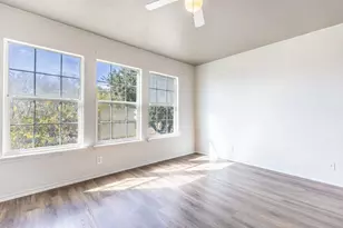 1422 Meadow Pkwy, San Marcos, TX 78666 - Photo 17