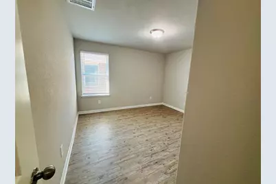 1410 Walden Pond Drive, Pflugerville, TX 78660 - Photo 19