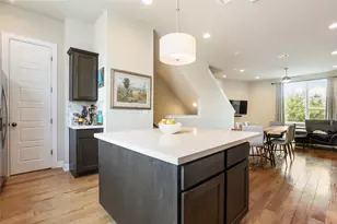 1416 Waterloo Shore Ln, Austin, TX 78741 - Photo 9