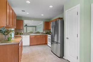 318 Barrington Farm Ct, Georgetown, TX 78633 - Photo 9