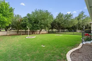 318 Barrington Farm Ct, Georgetown, TX 78633 - Photo 29