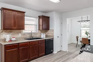 133 Lignite Dr, Jarrell, TX 76537 - Photo 9