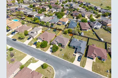 133 Lignite Drive, Jarrell, TX 76537 - Photo 31