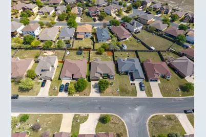 133 Lignite Drive, Jarrell, TX 76537 - Photo 29
