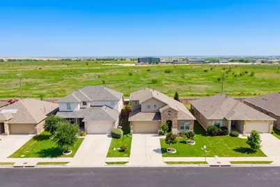 152 Marienfeld Lane, Georgetown, TX 78626 - Photo 3