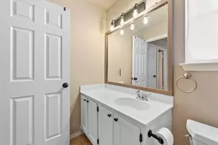 1111 Pathfinder Way, Round Rock, TX 78665 - Photo 19