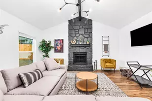 5106 Lambs Ln, Austin, TX 78744 - Photo 13