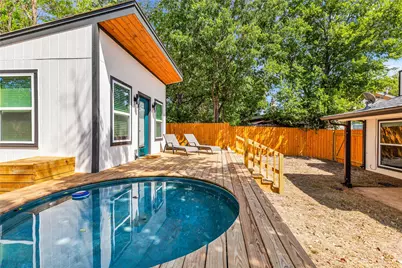 5106 Lambs Lane, Austin, TX 78744 - Photo 25