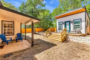 5106 Lambs Ln, Austin, TX 78744 - Photo 27