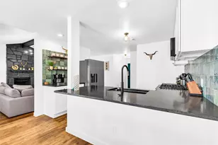 5106 Lambs Ln, Austin, TX 78744 - Photo 5