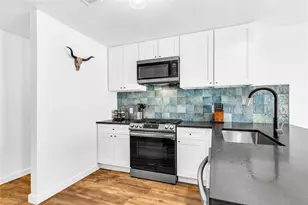 5106 Lambs Ln, Austin, TX 78744 - Photo 3