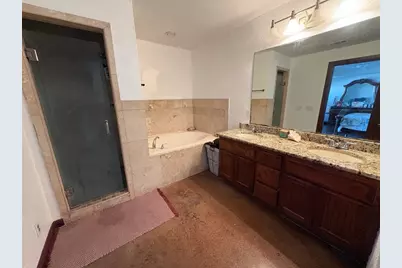 10817 County Road 272, Bertram, TX 78605 - Photo 23