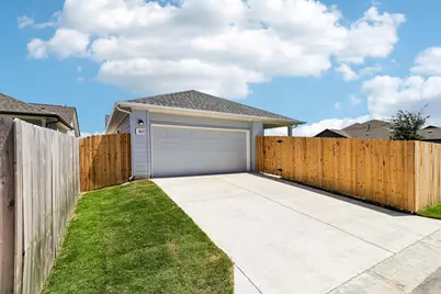 367 Porter Country Parkway, Buda, TX 78610 - Photo 19