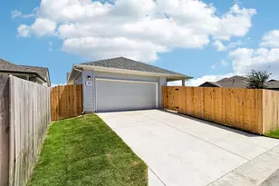 367 Porter Country Pkwy, Buda, TX 78610 - Photo 19