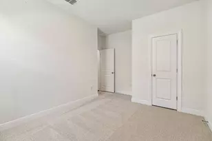 367 Porter Country Pkwy, Buda, TX 78610 - Photo 15