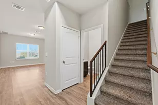 516 E Slaughter Ln, Austin, TX 78744 - Photo 3