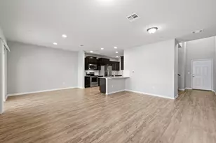 516 E Slaughter Ln, Austin, TX 78744 - Photo 7