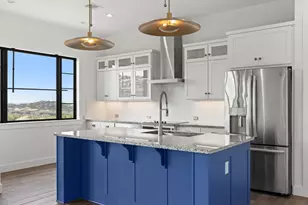 211 Honey Creek Ct, Austin, TX 78738 - Photo 9
