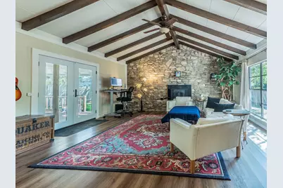 6801 Bryn Mawr Drive, Austin, TX 78723 - Photo 9