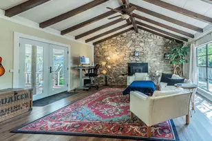 6801 Bryn Mawr Dr, Austin, TX 78723 - Photo 9