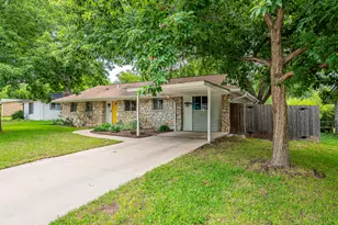 6801 Bryn Mawr Dr, Austin, TX 78723 - Photo 3