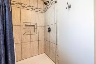 6801 Bryn Mawr Dr, Austin, TX 78723 - Photo 17