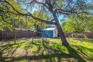 6801 Bryn Mawr Dr, Austin, TX 78723 - Photo 31