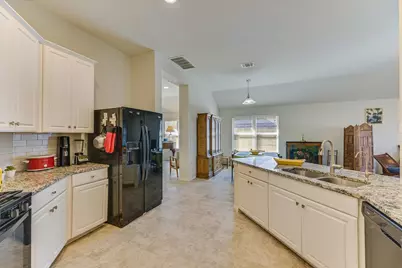 135 Tailwind Drive, Kyle, TX 78640 - Photo 9