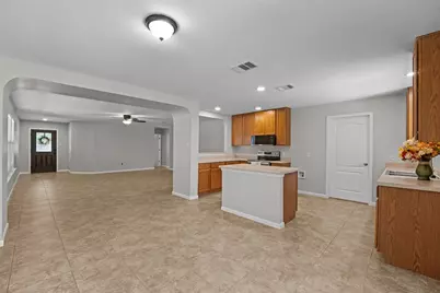 300 Leanne Drive, Georgetown, TX 78633 - Photo 11