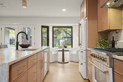 8100 Greenslope Drive, Austin, TX 78759 - Photo 9