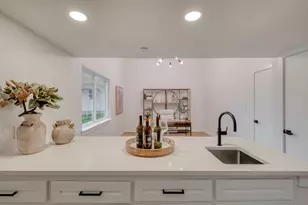 10306 D-K Ranch Rd, Austin, TX 78759 - Photo 11